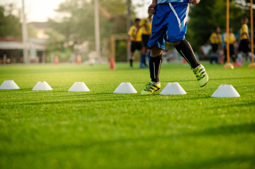 Tout savoir sur les différentes catégories de foot chez les jeune en France