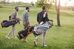 Le golf, un art précis : explorez les accessoires qui font la différence