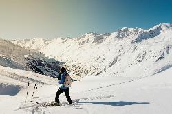 Entretien des après-ski : astuces pour les garder imperméables longtemps