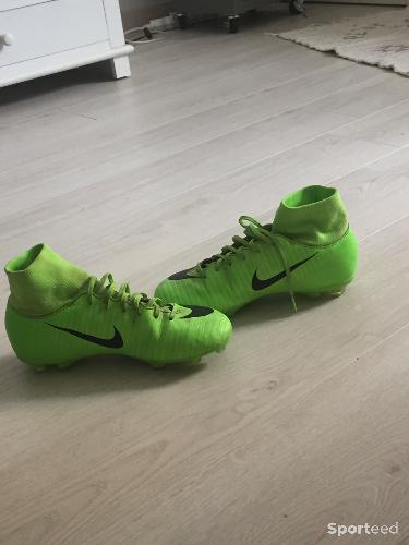 Football - Chaussures de football nike mercuriale. - photo 3