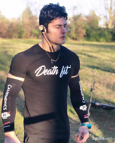 T shirt sport death fit