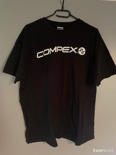 Tee shirt compex