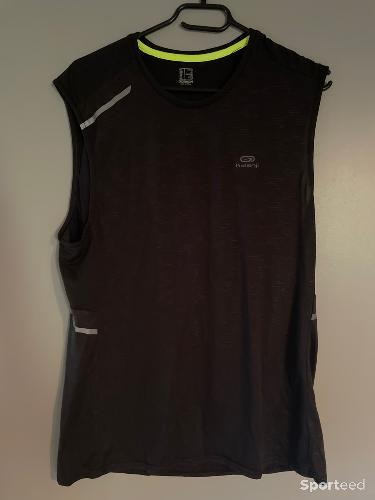 Tee shirt sans manche kalenji