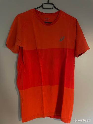 Tee shirt running asics