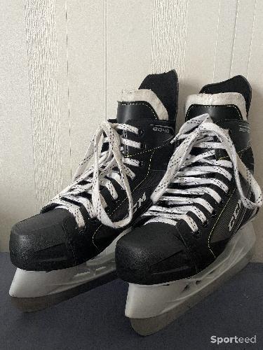 Hockey sur glace - Patins de hockey CCM  - photo 4