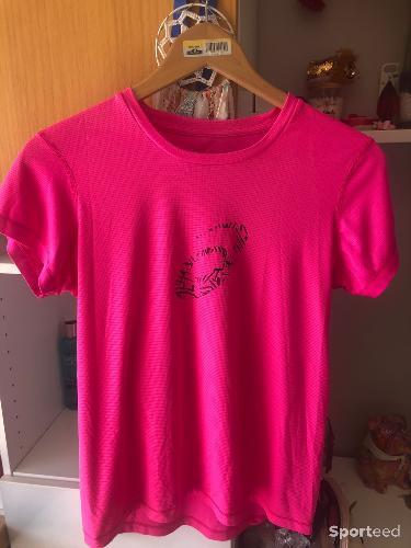 T shirt de course à pieds Asics