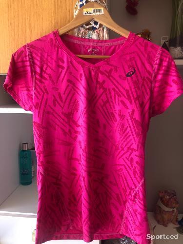 T shirt de course à pieds Asics