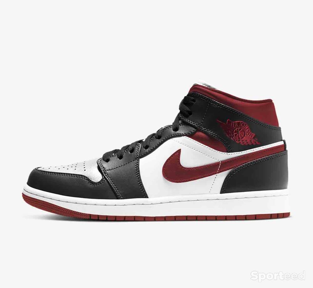 Basket-ball - Air Jordan 1 mid  - photo 1