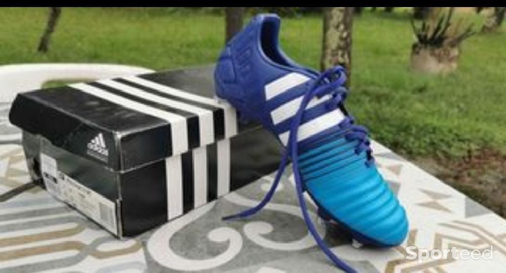 Football - Crampons Adidas Nitrocharge 3.0 SG, pointure 42 2/3G, 40 € - photo 1
