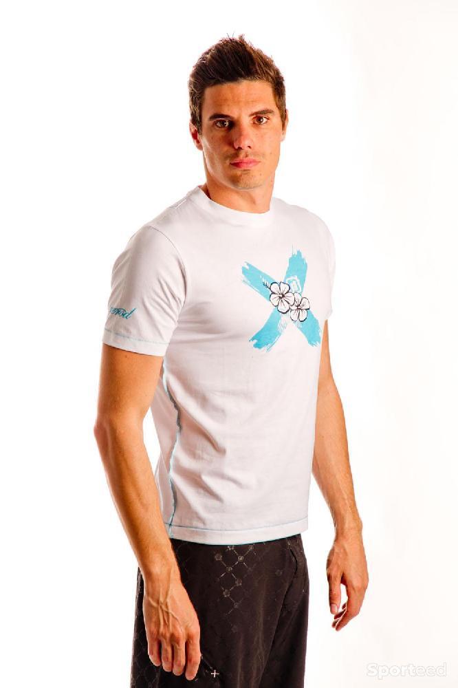 Sportswear - Sportswear - T-shirt Hibiscus Z3R0D - photo 2