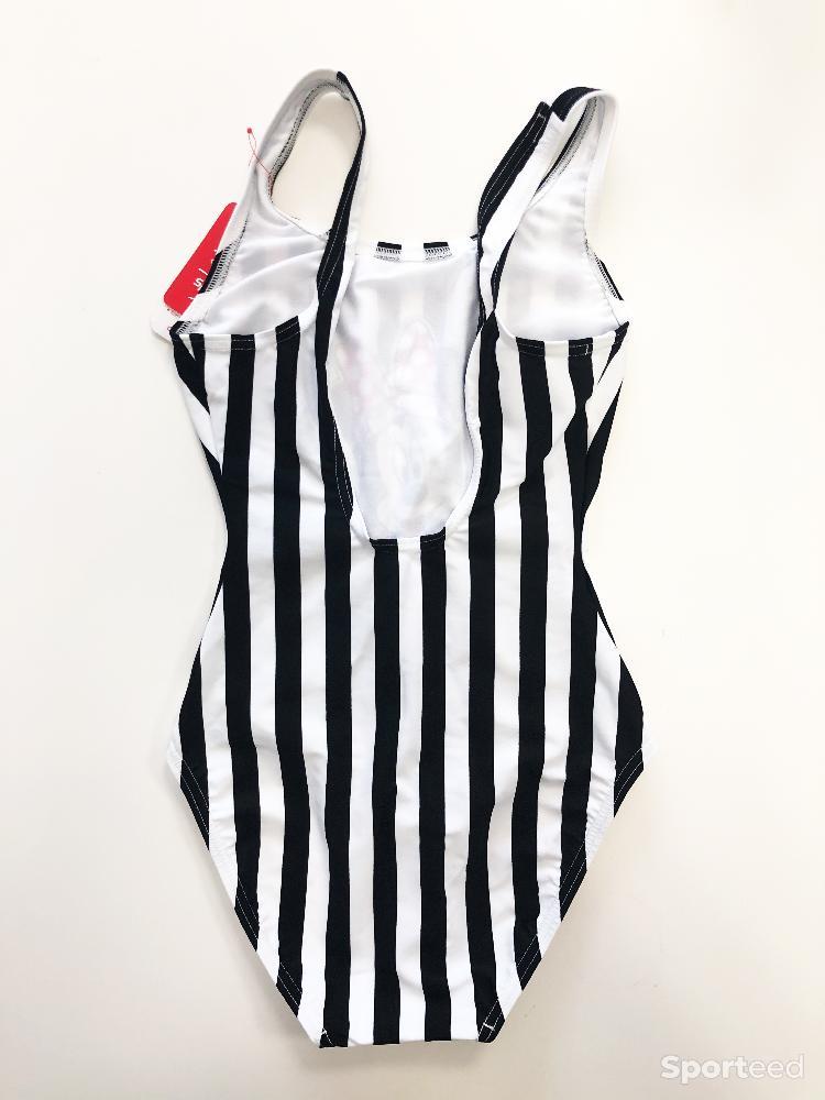 Sportswear - Maillot de bain 1 piece Collaboration Speedo et Disney noir rayé blanc Neuf avec etiquette - photo 2