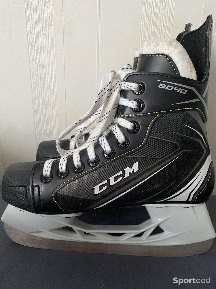 Hockey sur glace - Patins de hockey CCM  - photo 1