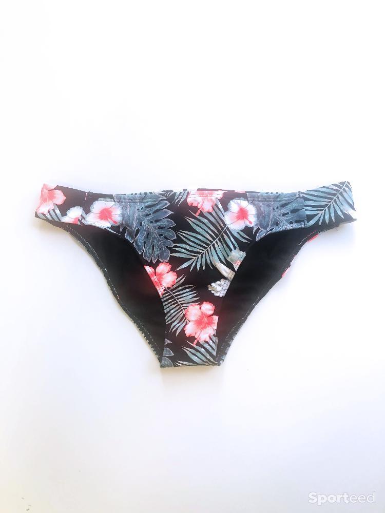 Sportswear - Surf - Bas de maillot de bain Roxy motif fleuri - photo 1