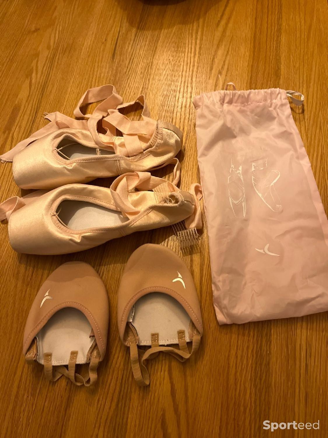 Pointes danse classique d'occasion : Enfant fille