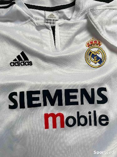 Football - Maillots Réal Madrid  - photo 5