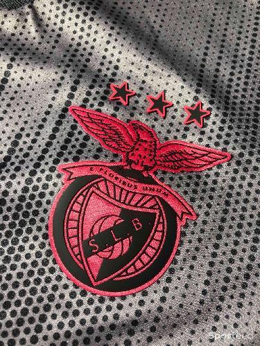 Football - Maillot foot Benfica 🇵🇹 away 2019/2020 - photo 6