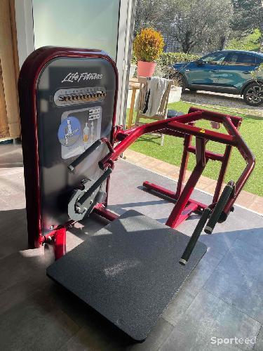 Machine a cuisse
