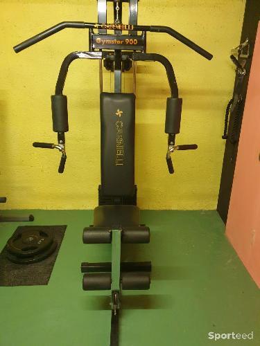 Presse de musculation multifonction 