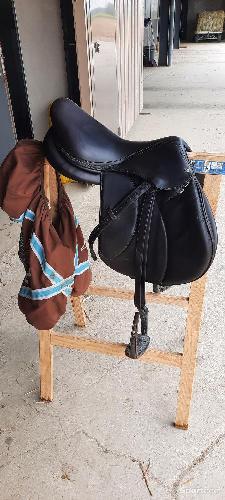 Equitation - Selle Voltaire 17.5  - photo 6