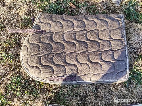 Tapis de selle marron 