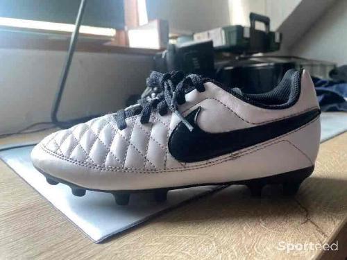 Football - Chaussure de foot nike  - photo 3