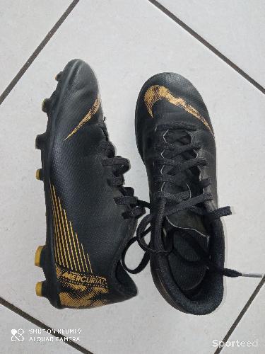 Chaussures de foot NIKE