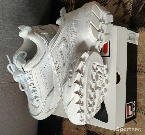 Fila blanche avec boite taille 36 neuf Femme Danse urbaine fitness 11 09 2022 Sporteed