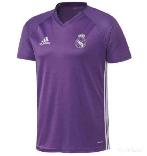 Maillot Real De Madrid Adidas Taille 16 ans neuf et authentique