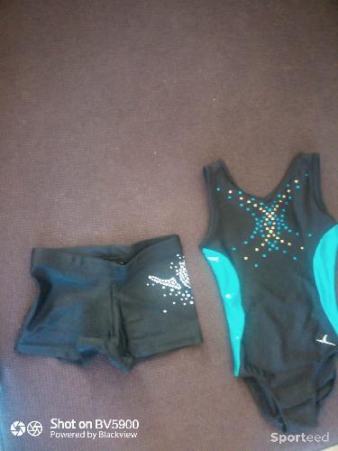 Justaucorps et short 6 ans