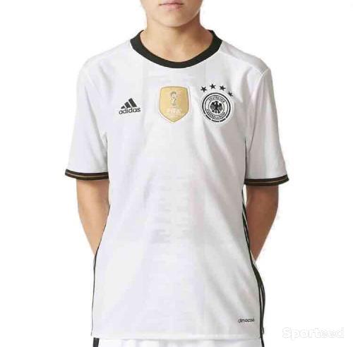 Maillot Allemagne Adidas FIFA Officielle Taille 16 ans Neuf et Authentique