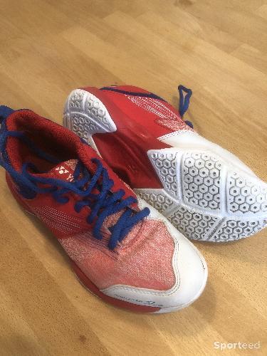 Chaussures de salle Yonex Power Cushion 37 pointure 36