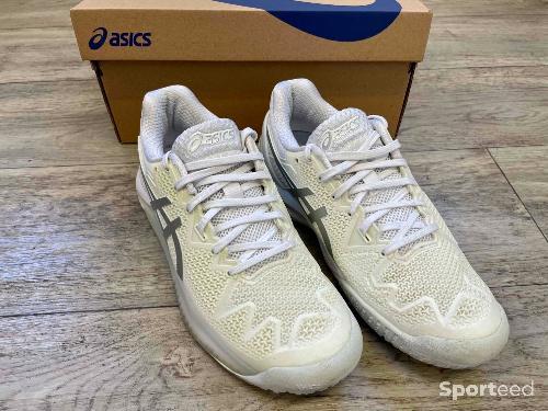 Tennis - Chaussures ASICS blanches 37 - photo 5