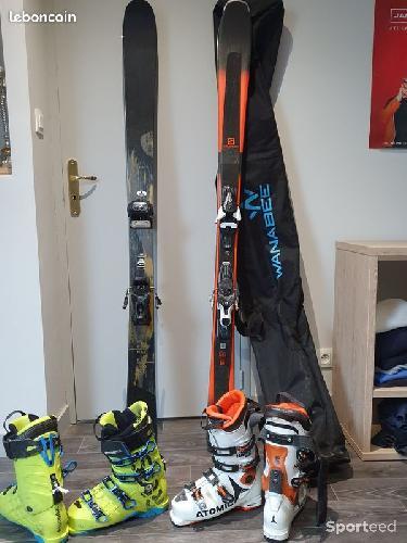 Lot de 2 skis + 2 paires de chaussures