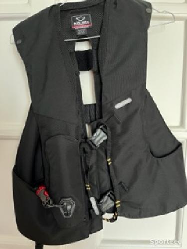 Equitation - Gilet Air Bag Hit Air Complet Noir - Neuf, jamais porté ! + 4 cartouches 50cc  - photo 6