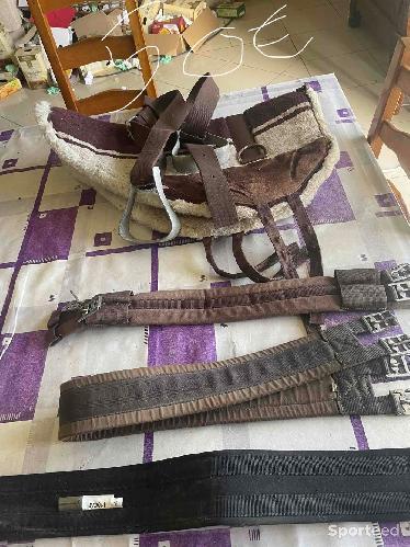 Tapis de monté à cru