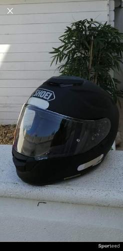 Casque moto Black shoei