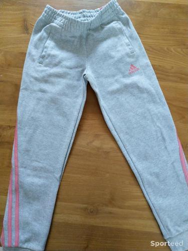 Tennis - Pantalon survêtement Adidas 9-10 ans - photo 5