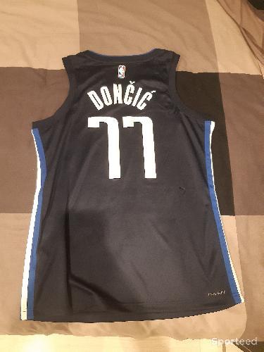 Basket-ball - Maillot NBA Luka Doncic Mavericks Statement Edition 2020 - photo 5