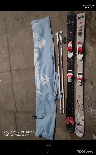 Ski fille bâton et house