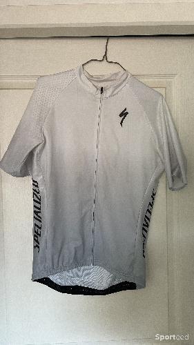 Maillot spécialized