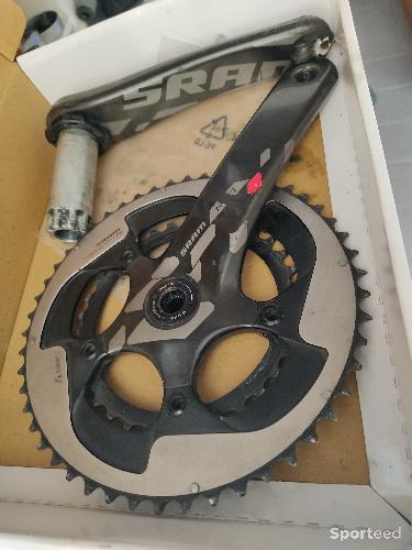 Pedalier sram red carbone BB30