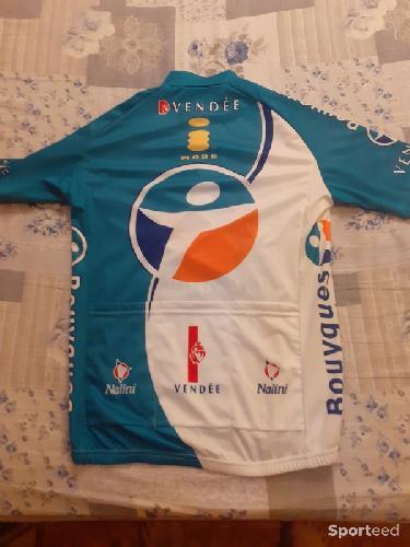 Vélo route - Maillot cycliste très bon état, utilisé rarement, taille 3 - photo 6