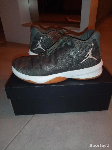 Basket-ball - Chaussure JORDAN B. FLY - photo 3