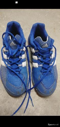 Chaussures de sport en salle