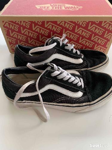 Sportswear - Baskets Vans noir et blanche - photo 5