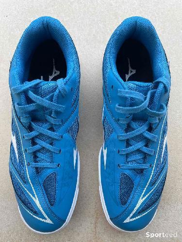 Chaussures tennis cheap de table mizuno