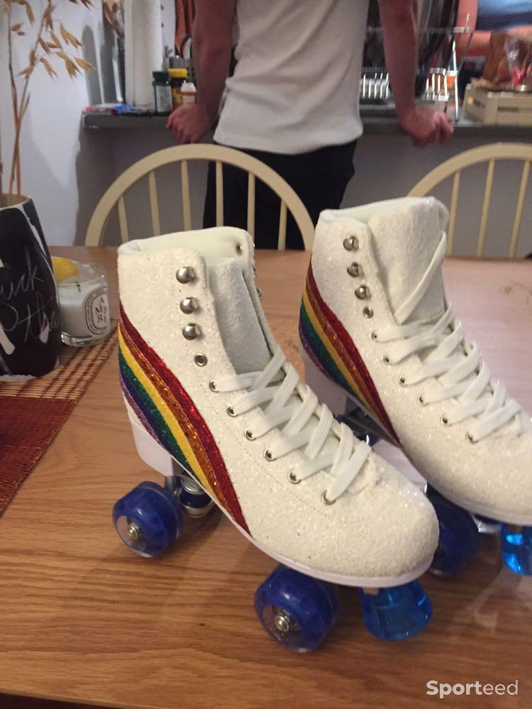 Roller - Patins à roulettes pailletés, arc en ciel, taille 42 - photo 2