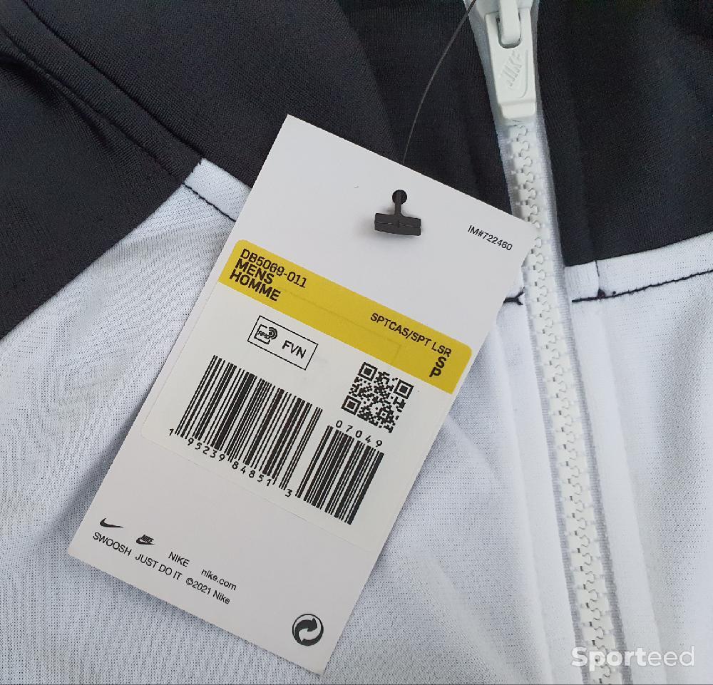 Veste de survetement Nike taille S neuf Homme Sportswear 14 08 2022 Sporteed