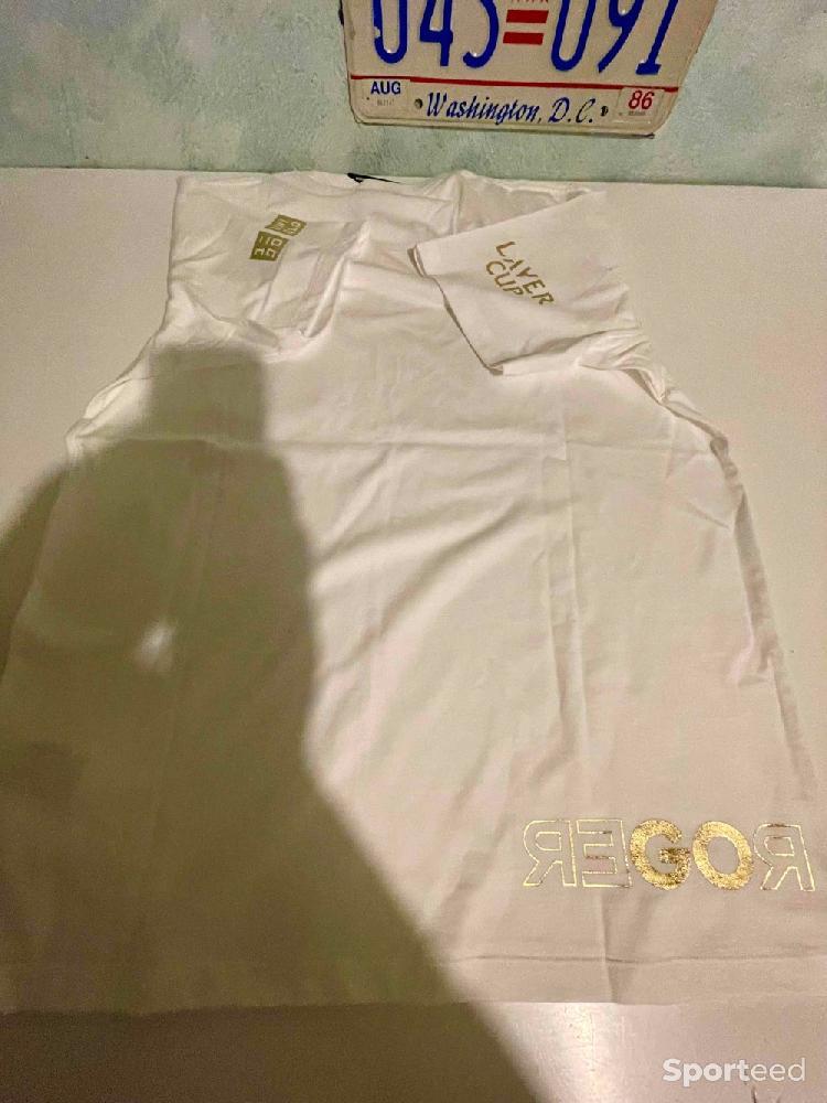 Tennis - Federer teeshirt Laver Cup gold - photo 3