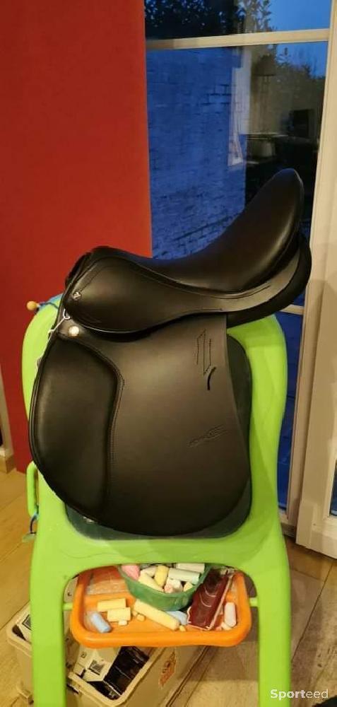 Equitation - Selle mixte Prestige 17' (ok 17,5) NEUVE - photo 1